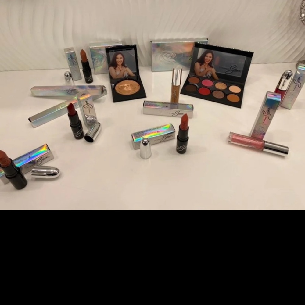 9Pc MAC X Selena Collection